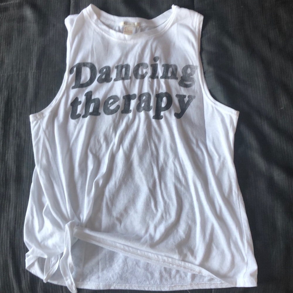 Graphic tank